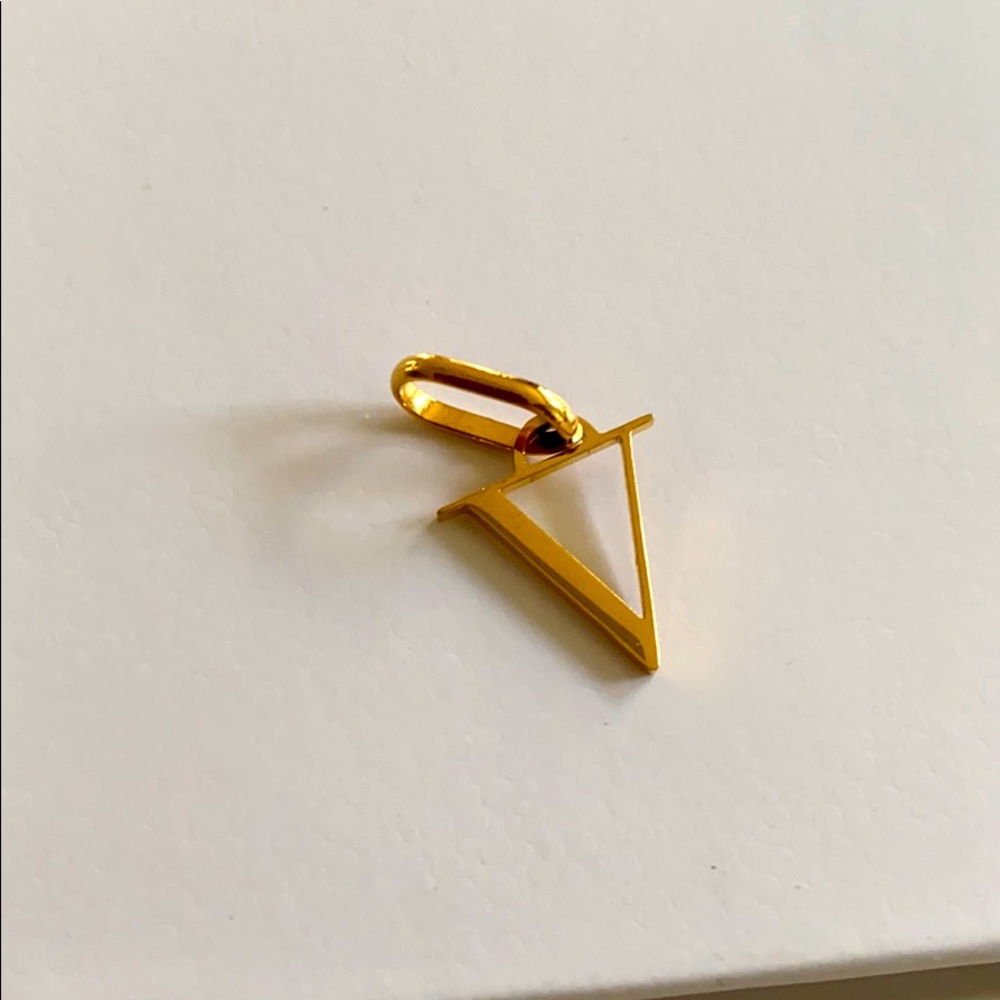 Gold pendant